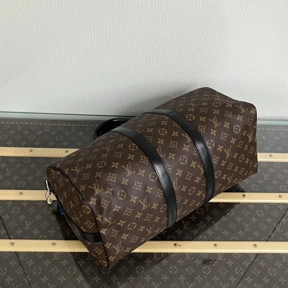 Louis Vuitton Women Pre-Loved Bag Very Good Condition